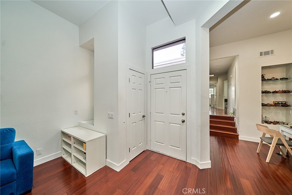 4900 N Grand 306