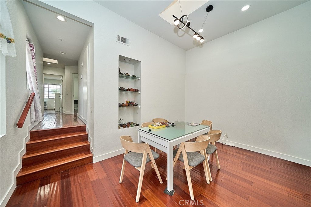 4900 N Grand 306