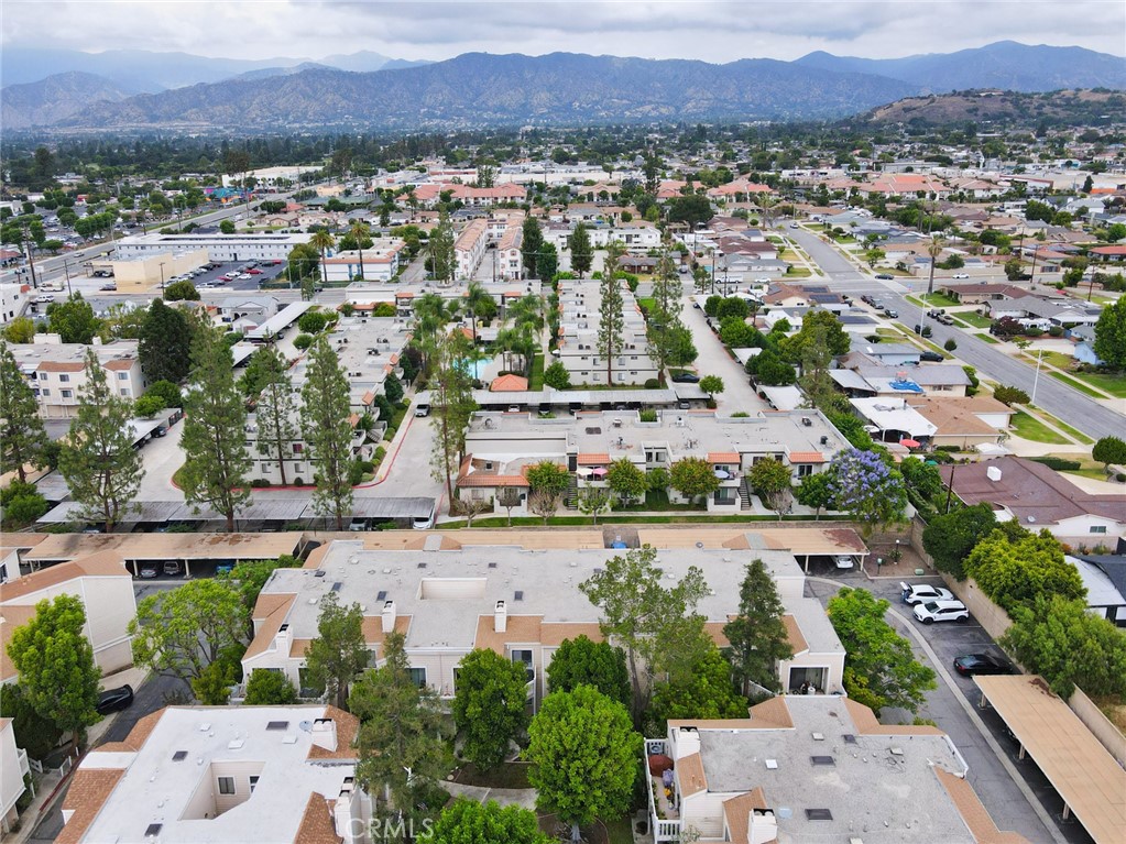 4900 N Grand 306