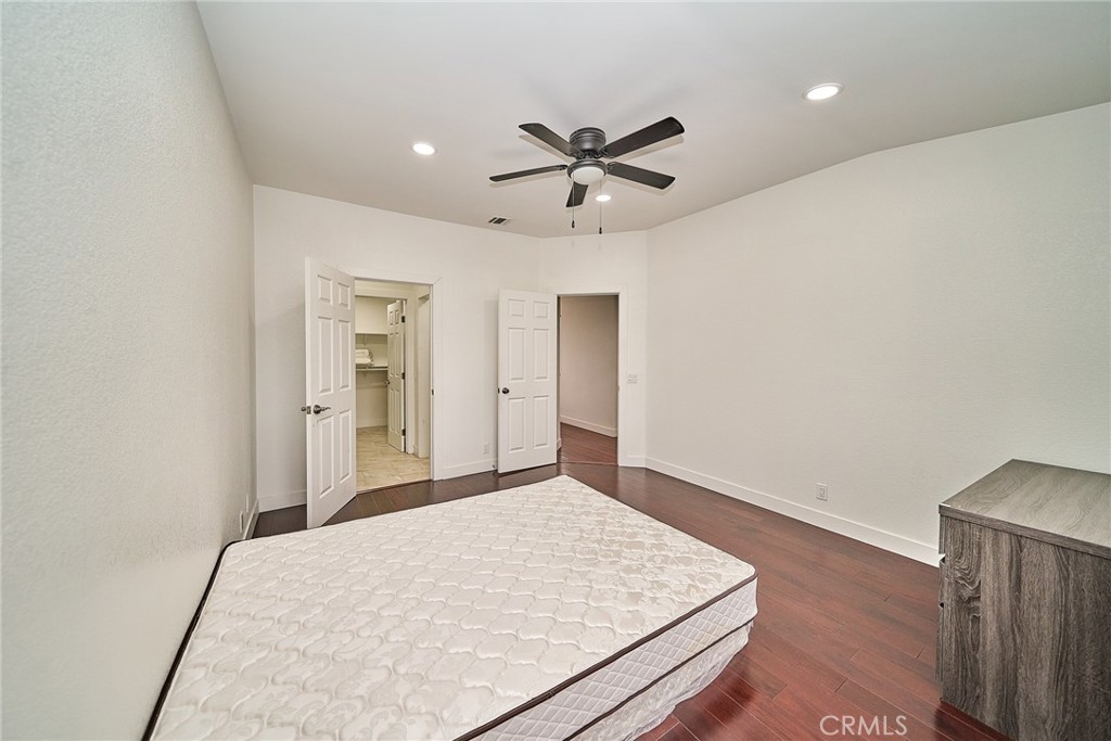 4900 N Grand 306