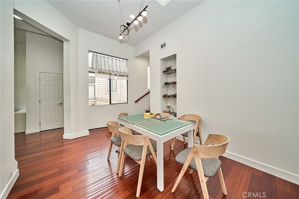 4900 N Grand 306