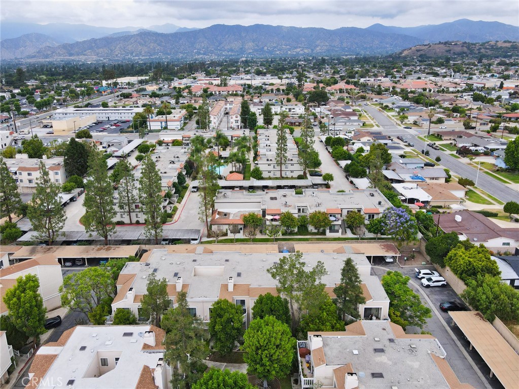 4900 N Grand 306