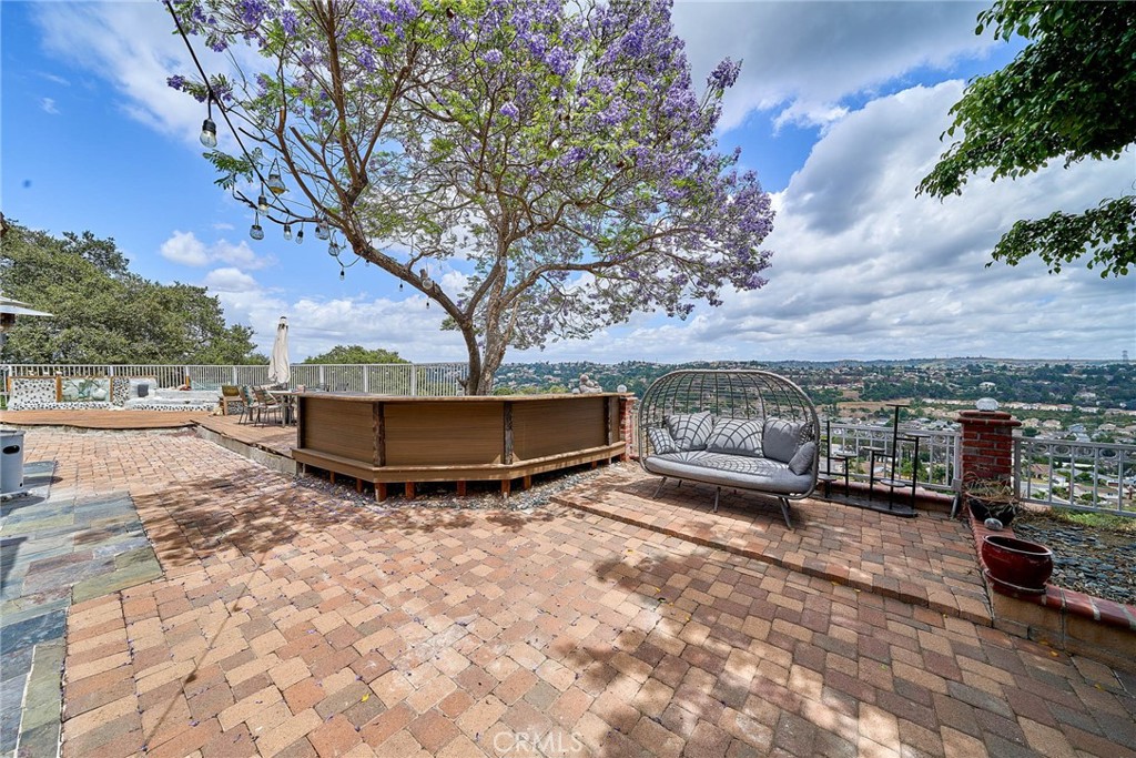 20977 E Canyon Ridge Lane