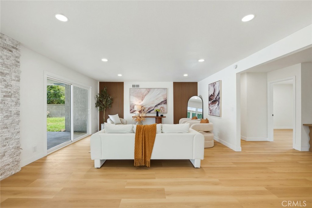 1356 Old Canyon