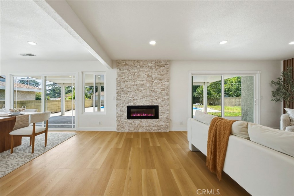 1356 Old Canyon