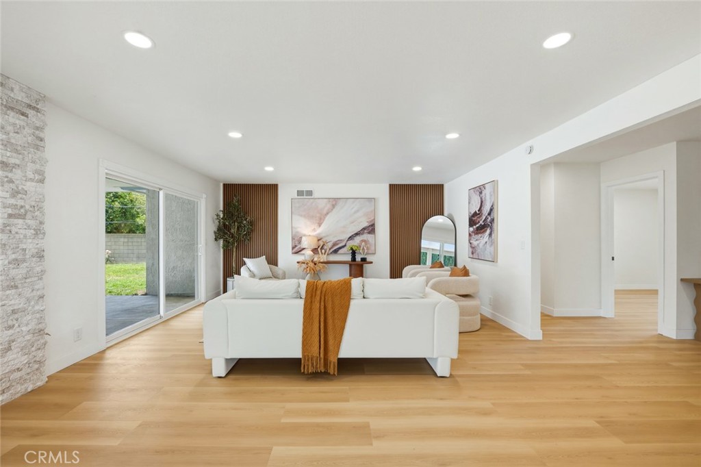 1356 Old Canyon