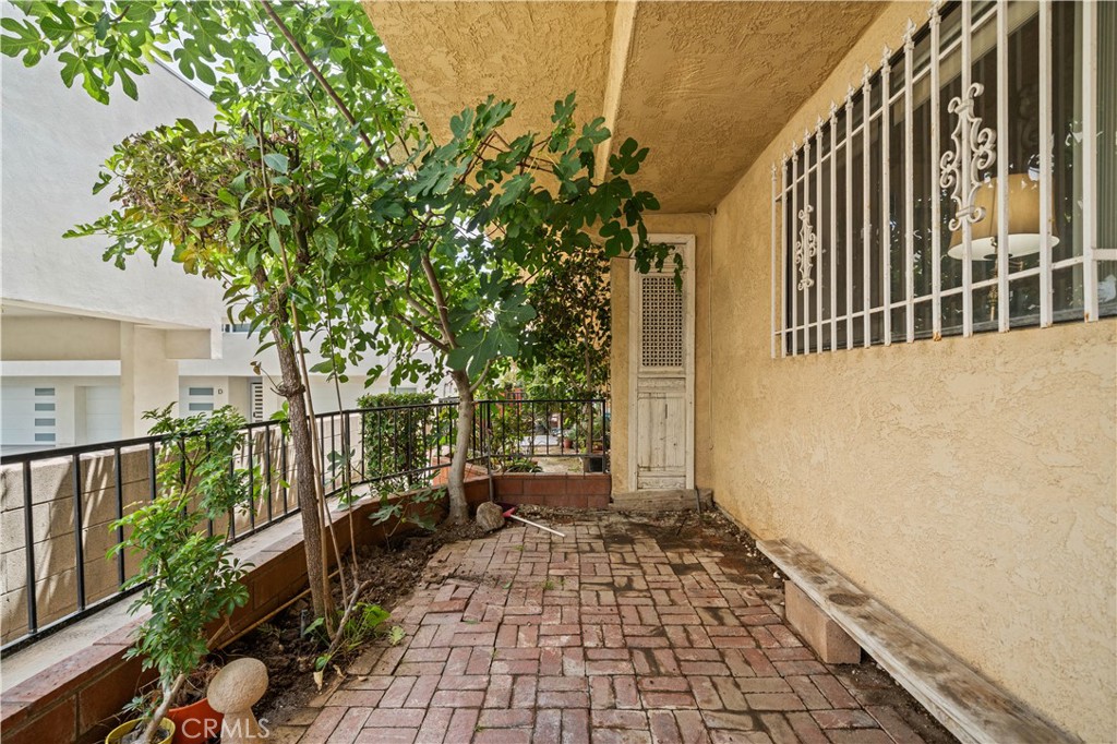 130 N Moore
