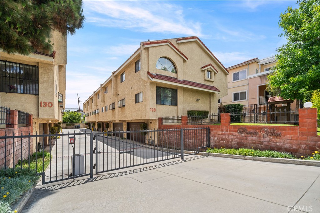 130 N Moore