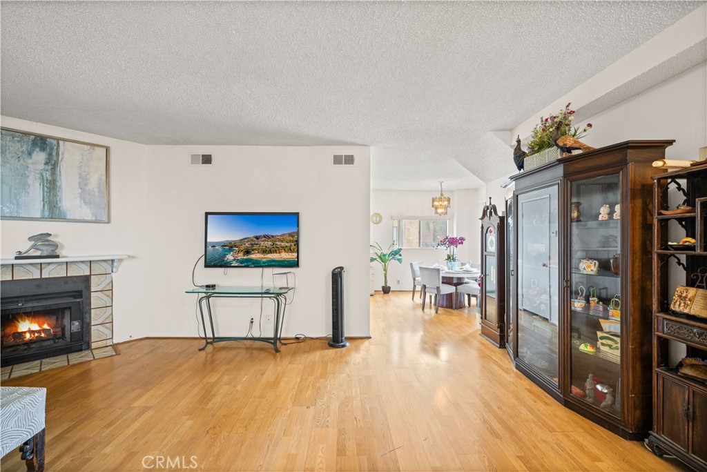 130 N Moore