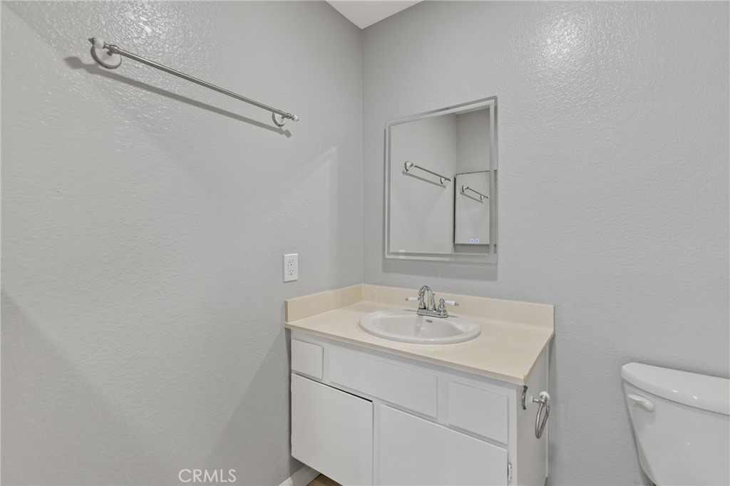 450 Golden Springs D