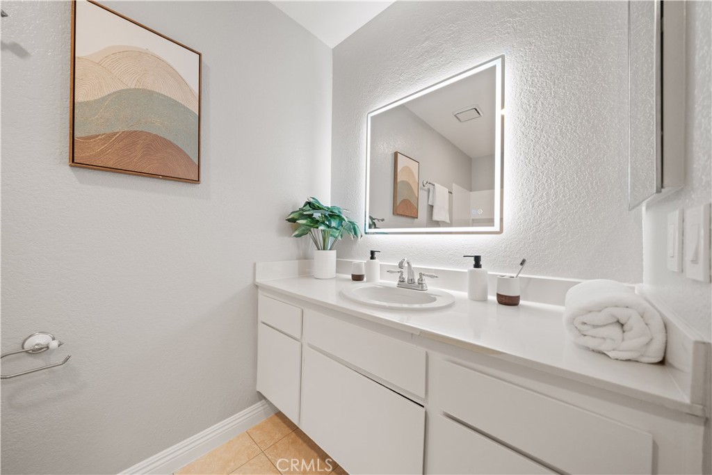 450 Golden Springs D