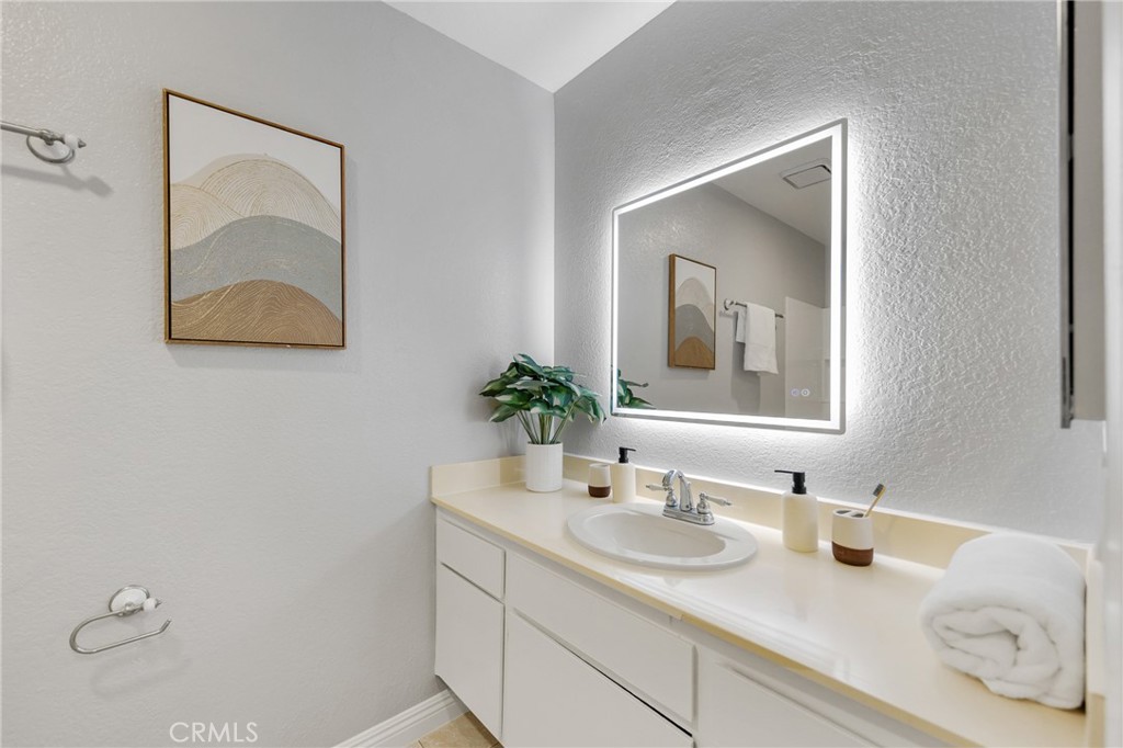 450 Golden Springs D