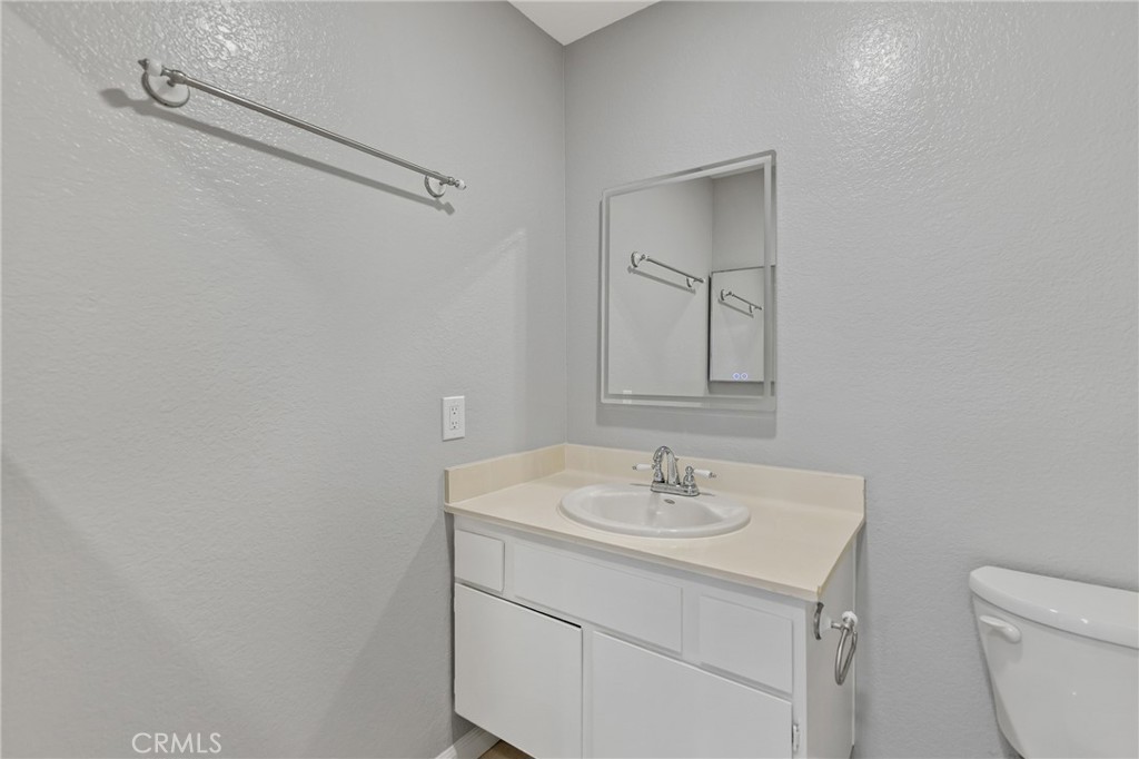 450 Golden Springs D
