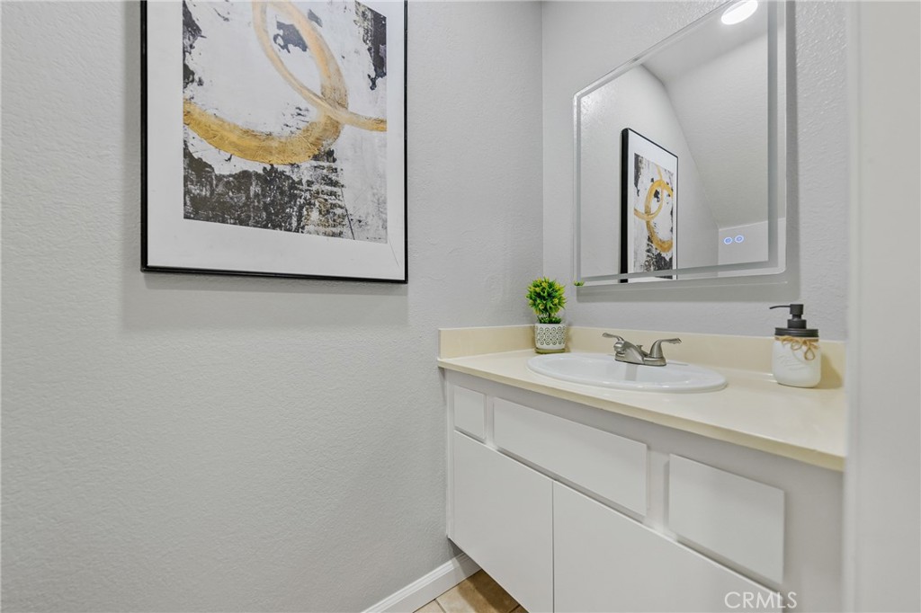 450 Golden Springs D