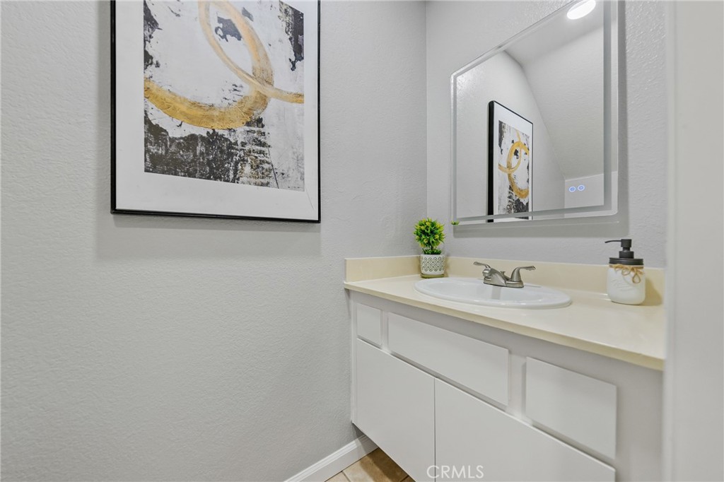 450 Golden Springs D