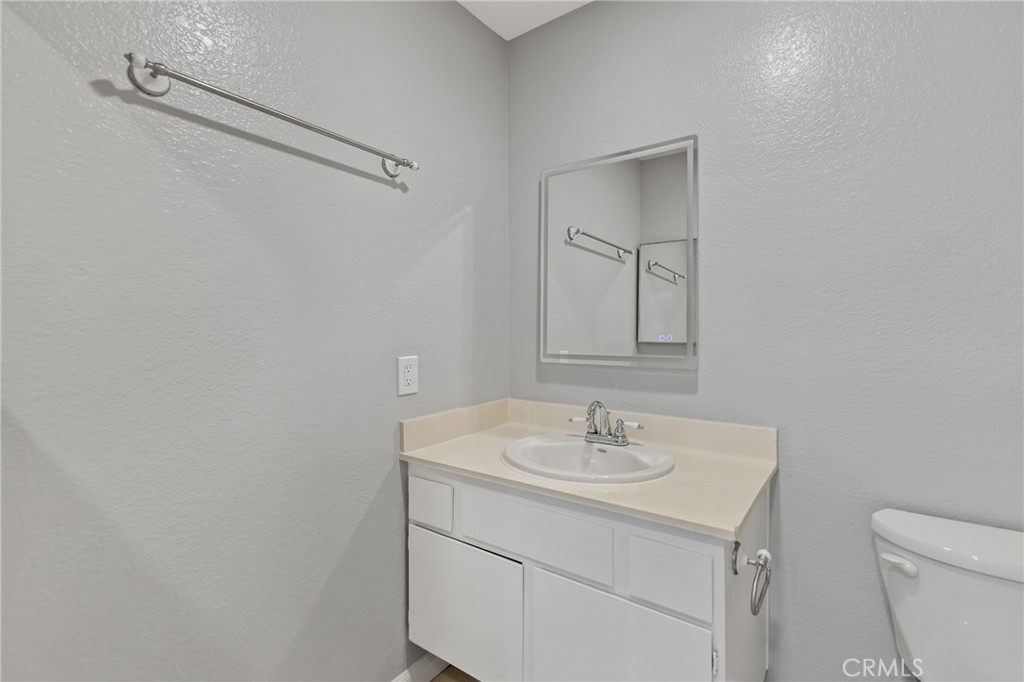 450 Golden Springs D
