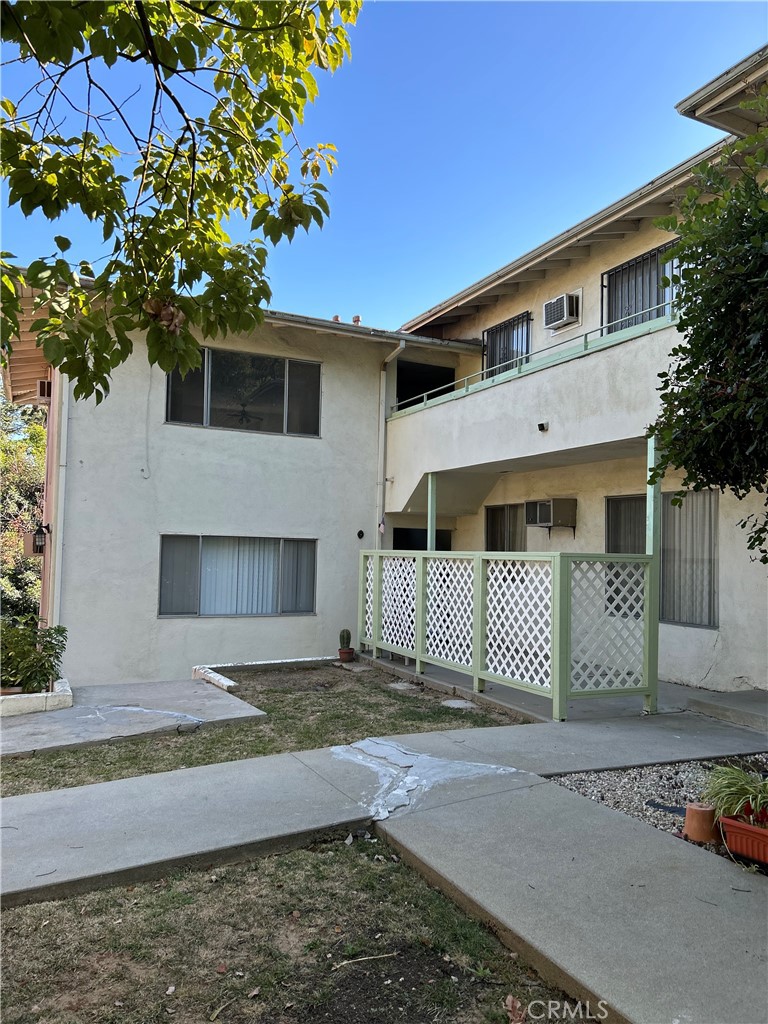 890 W El Repetto Drive E