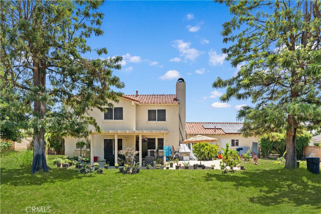 1428 S Helen