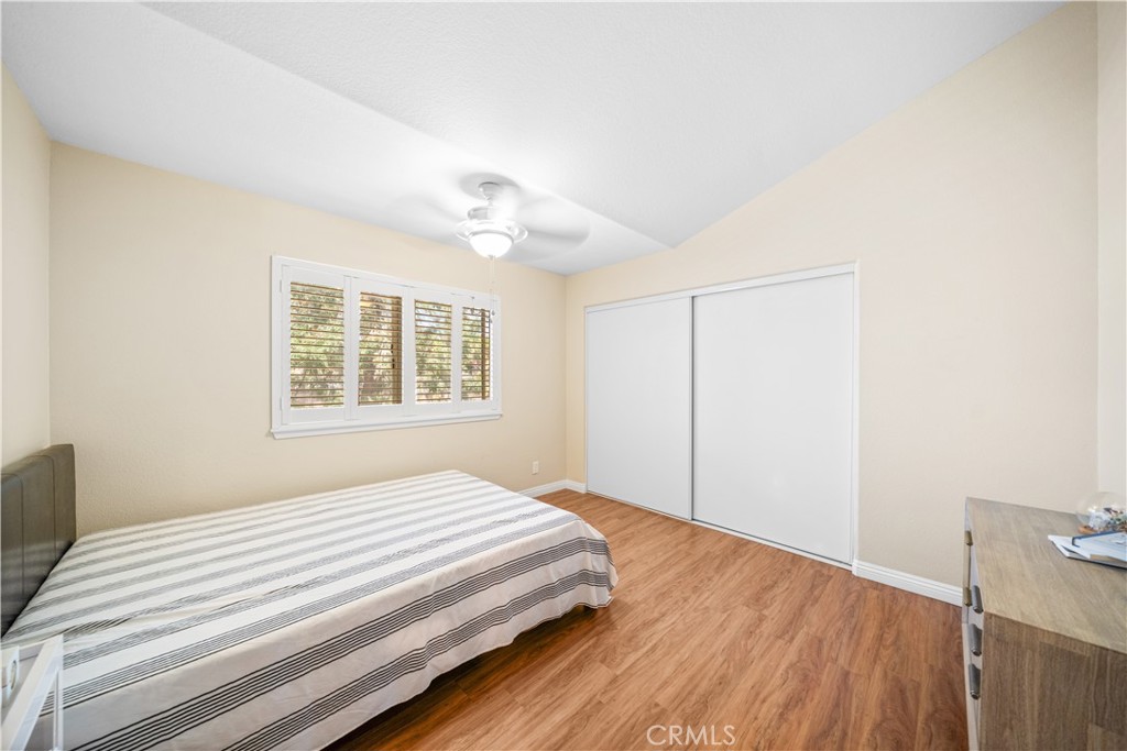 1428 S Helen