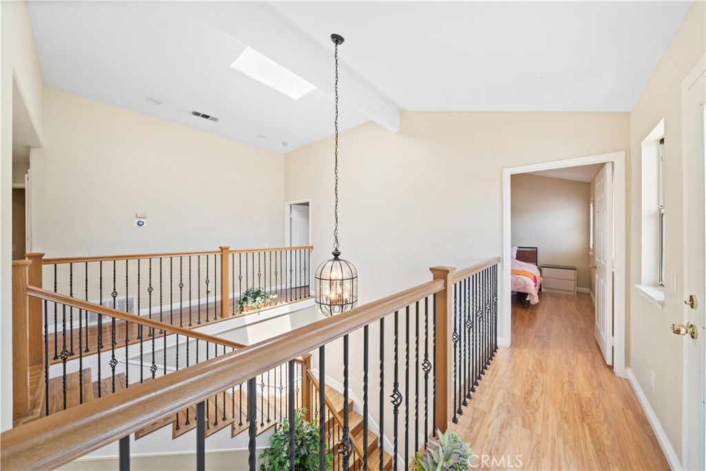 1428 S Helen