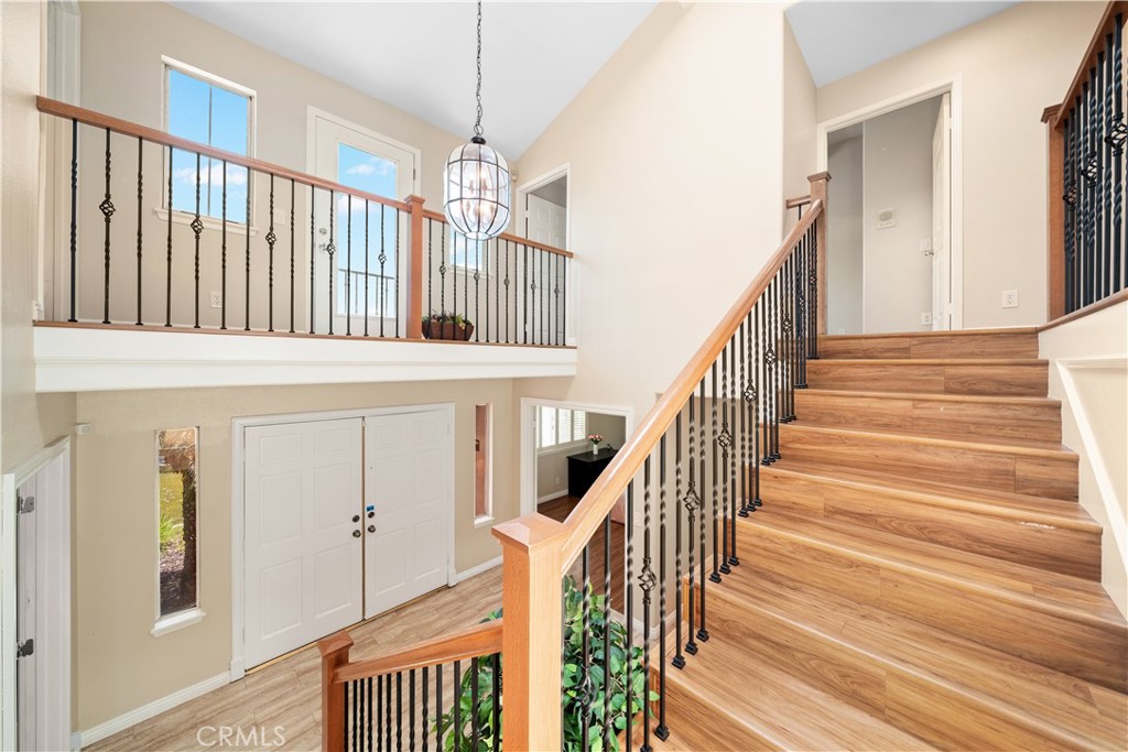 1428 S Helen