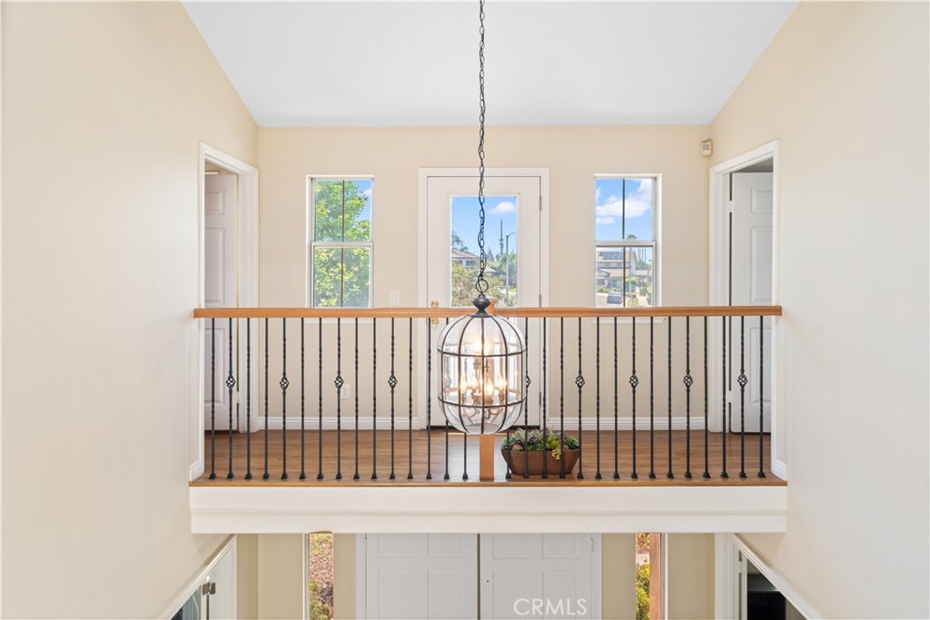 1428 S Helen