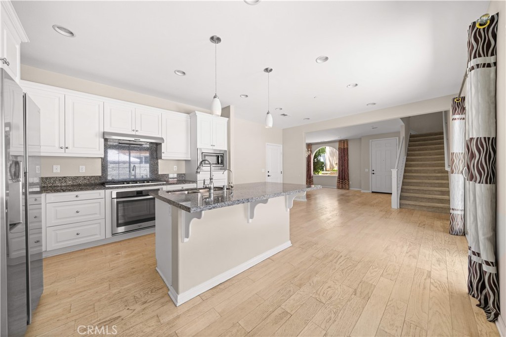 352 Golden Bear Ln