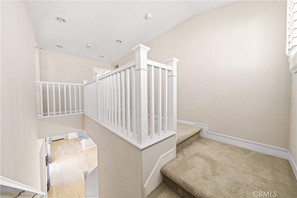 352 Golden Bear Ln