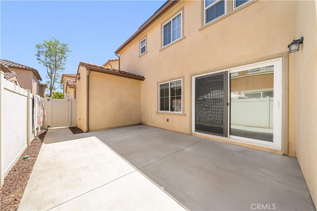 352 Golden Bear Ln