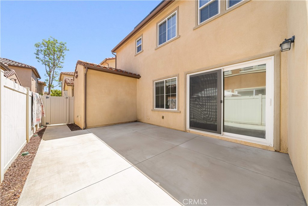 352 Golden Bear Ln