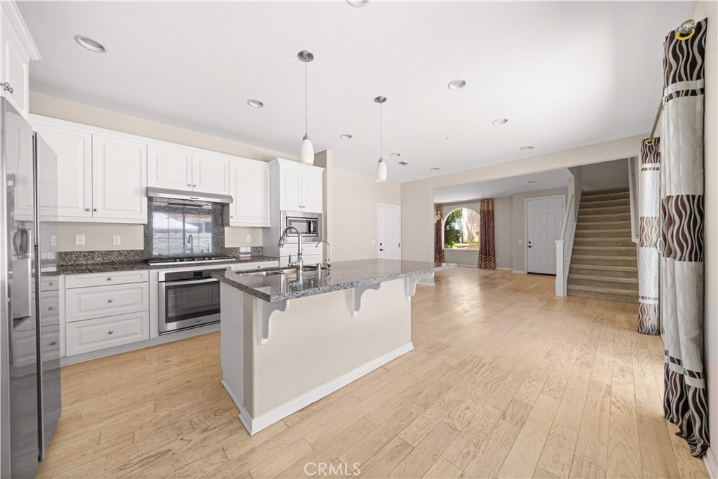 352 Golden Bear Ln