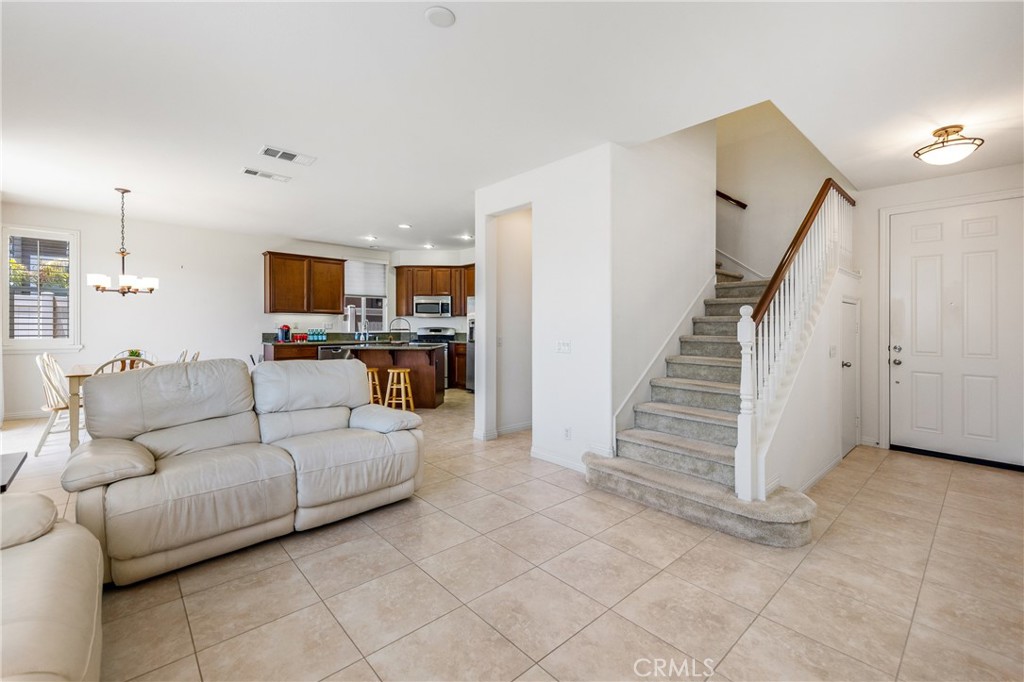829 Lincoln Glen Drive