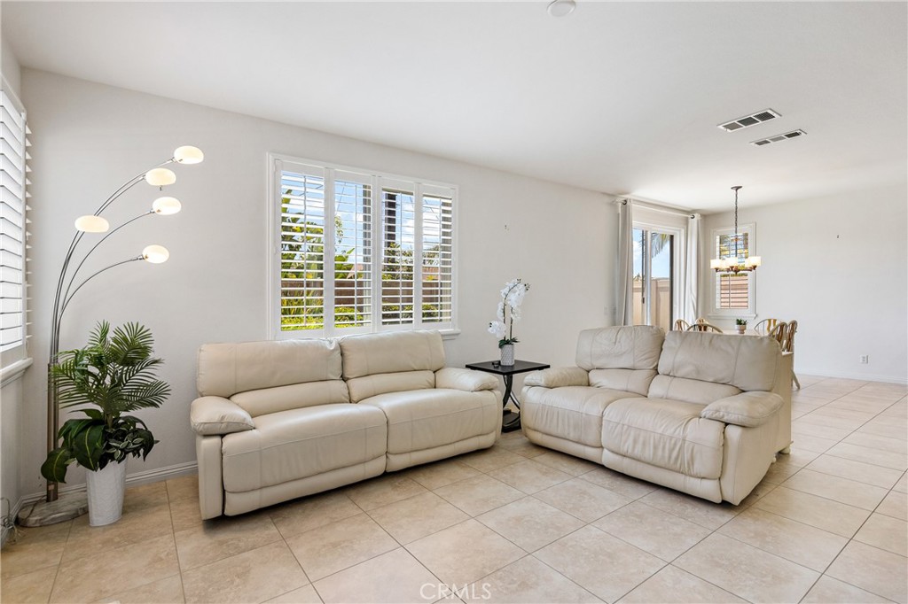 829 Lincoln Glen Drive