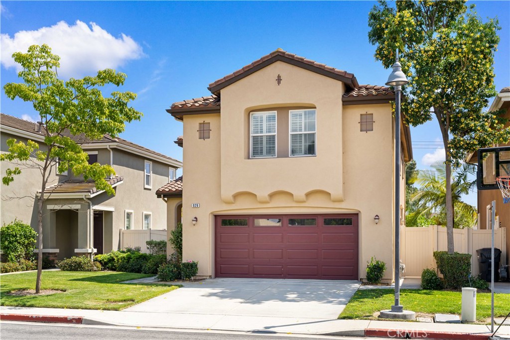 829 Lincoln Glen Drive