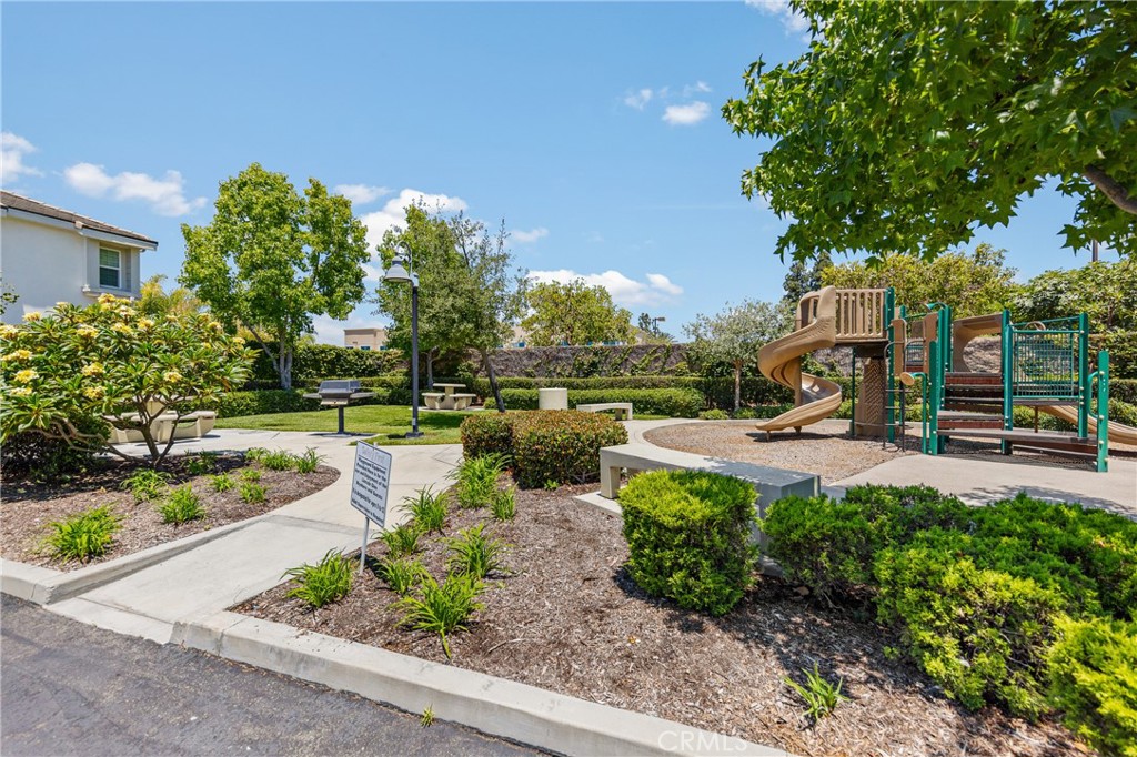 829 Lincoln Glen Drive