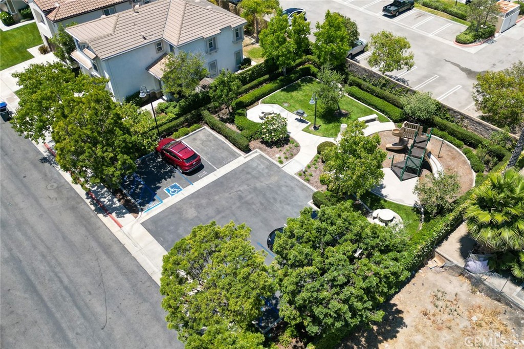 829 Lincoln Glen Drive
