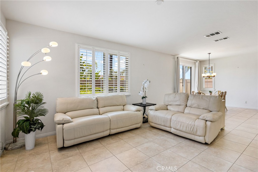 829 Lincoln Glen Drive