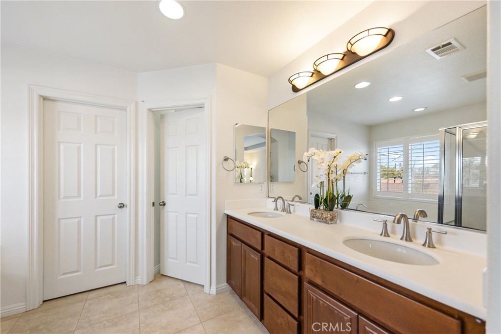 829 Lincoln Glen Drive