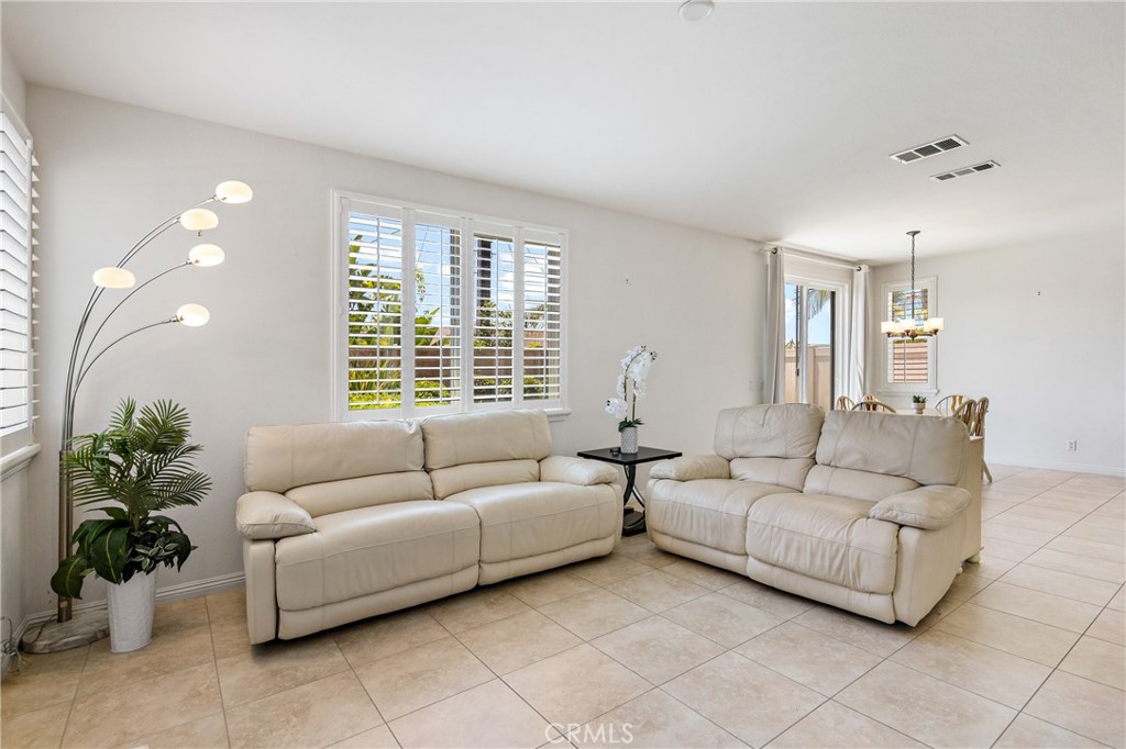 829 Lincoln Glen Drive