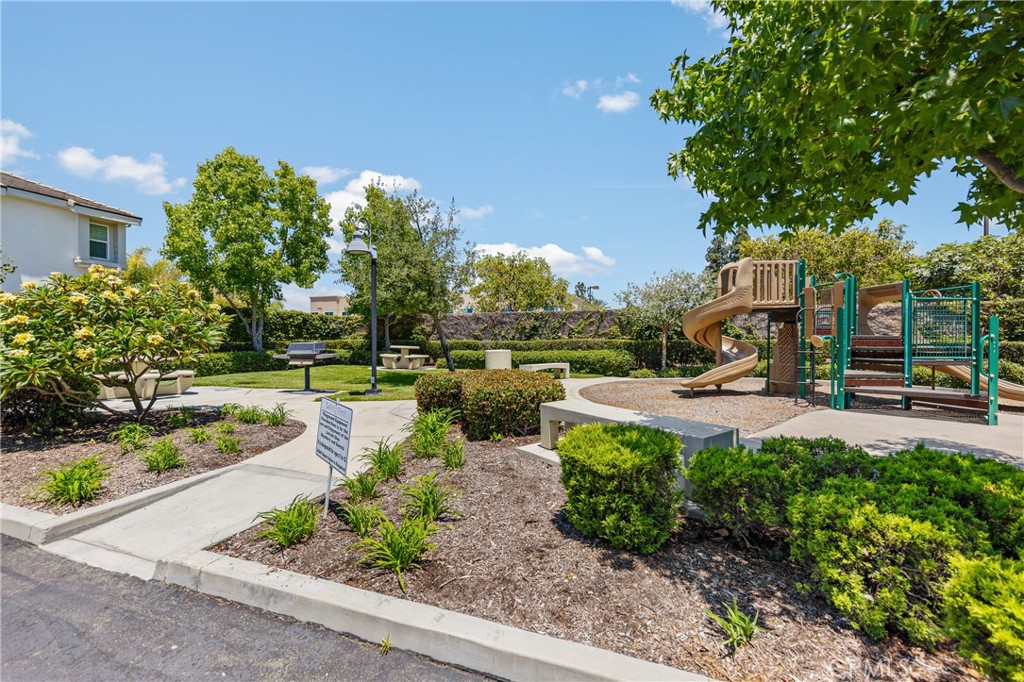 829 Lincoln Glen Drive