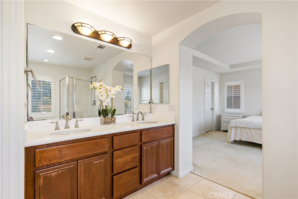 829 Lincoln Glen Drive