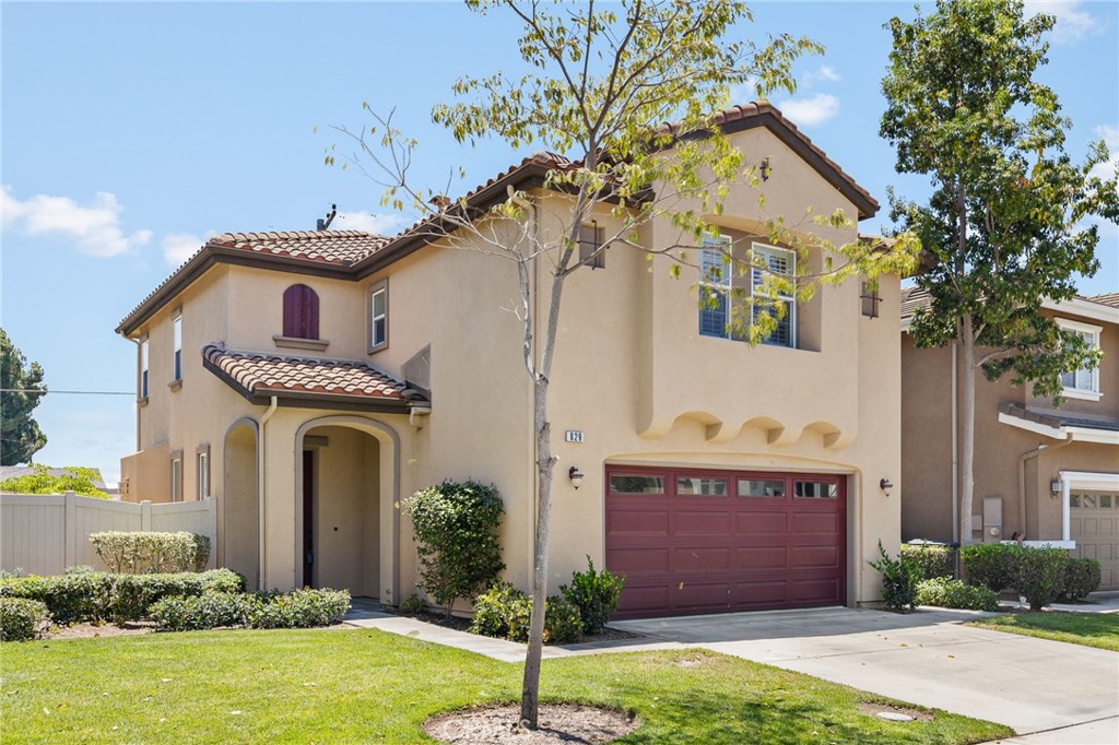 829 Lincoln Glen Drive