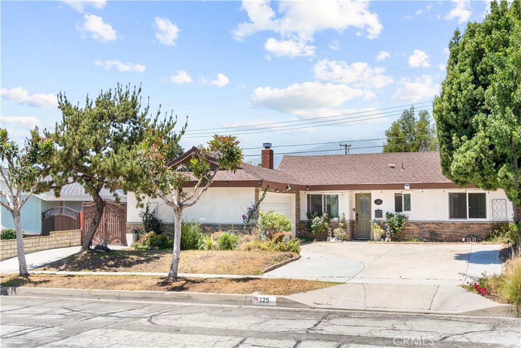 125 W Ronwood Street