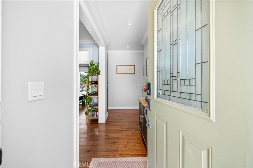 125 W Ronwood Street