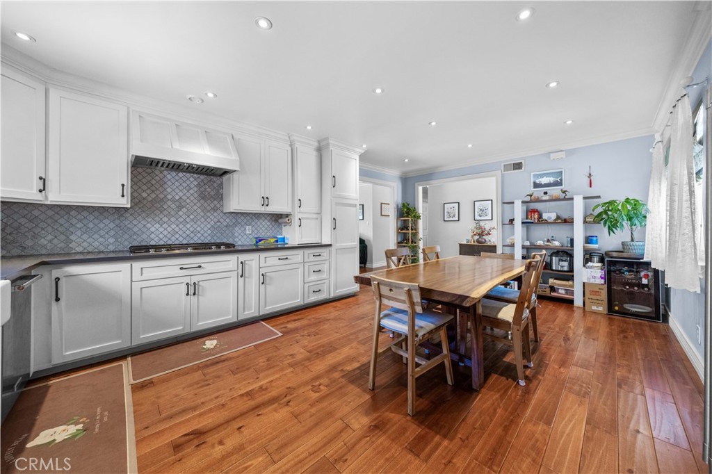 125 W Ronwood Street