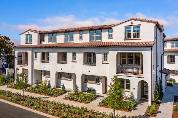 833 E Florista Lane