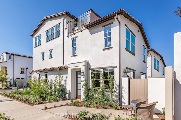 828 E Florista Lane