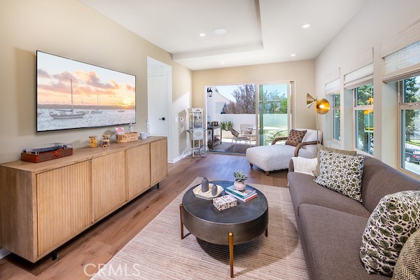 828 E Florista Lane