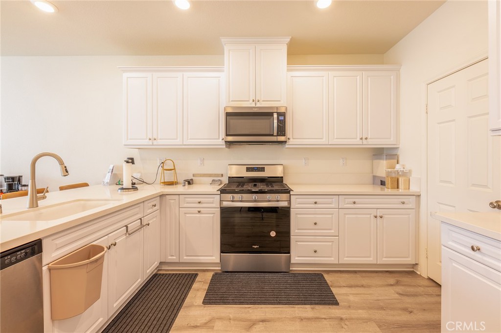 4058 E Coronado Privado