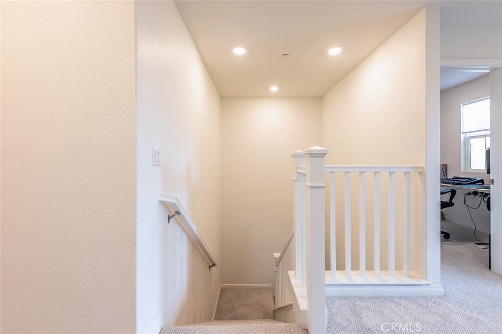 4058 E Coronado Privado